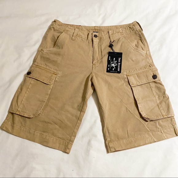 True Religion Cargo Shorts - Picture 2 of 12
